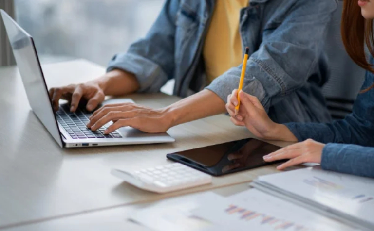 Oracle E-Business Suite (EBS) Functional and Technical Training