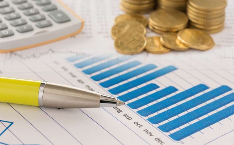 Financial Control & Sustainability Tracking (Oracle Fusion ERP & EPM)